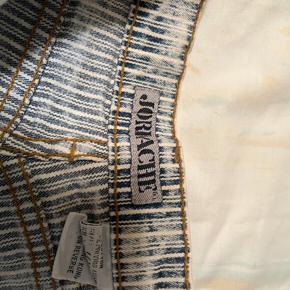 Jordache Jeans - Picture 2 of 7